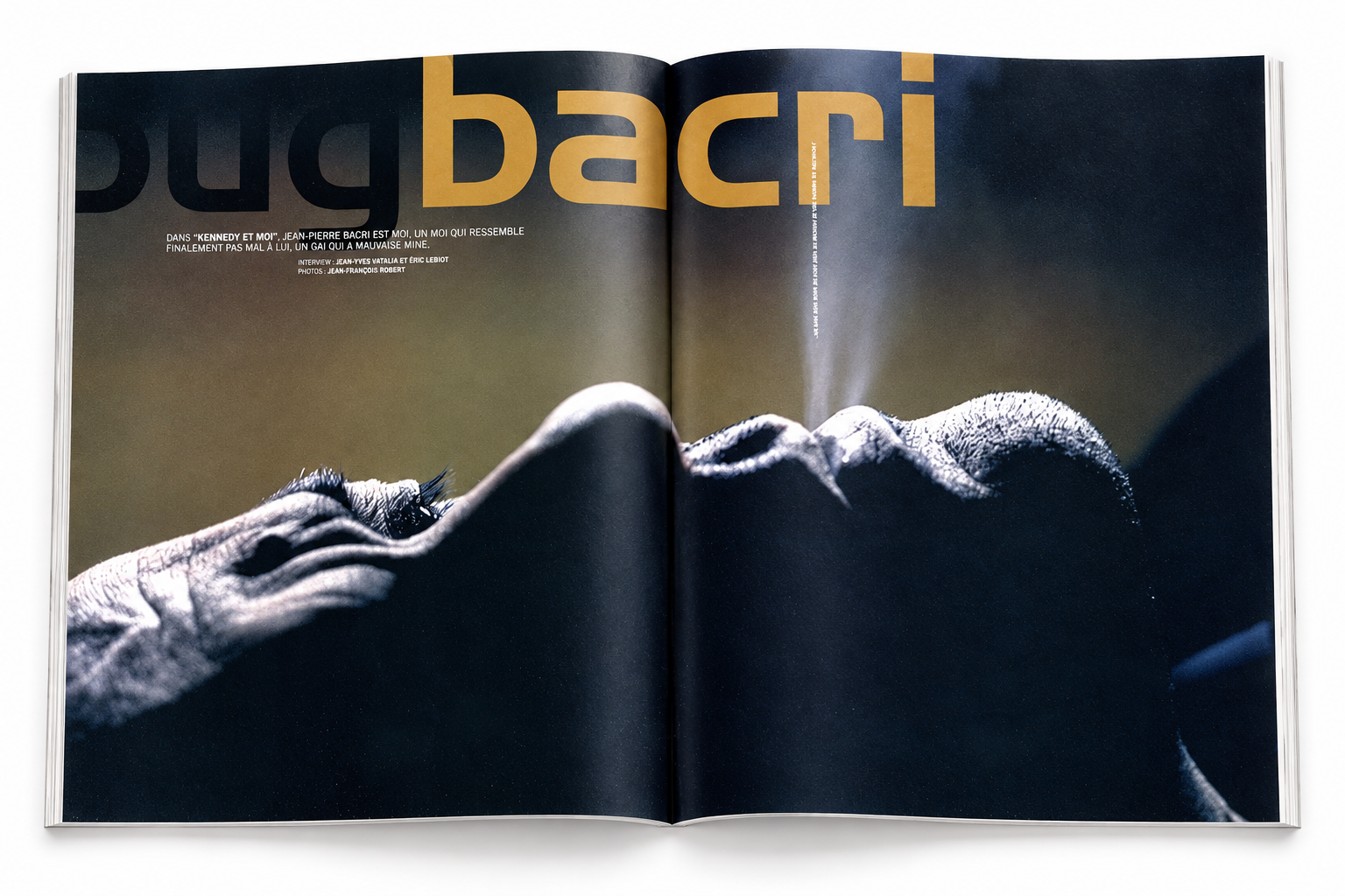 Double page — Première