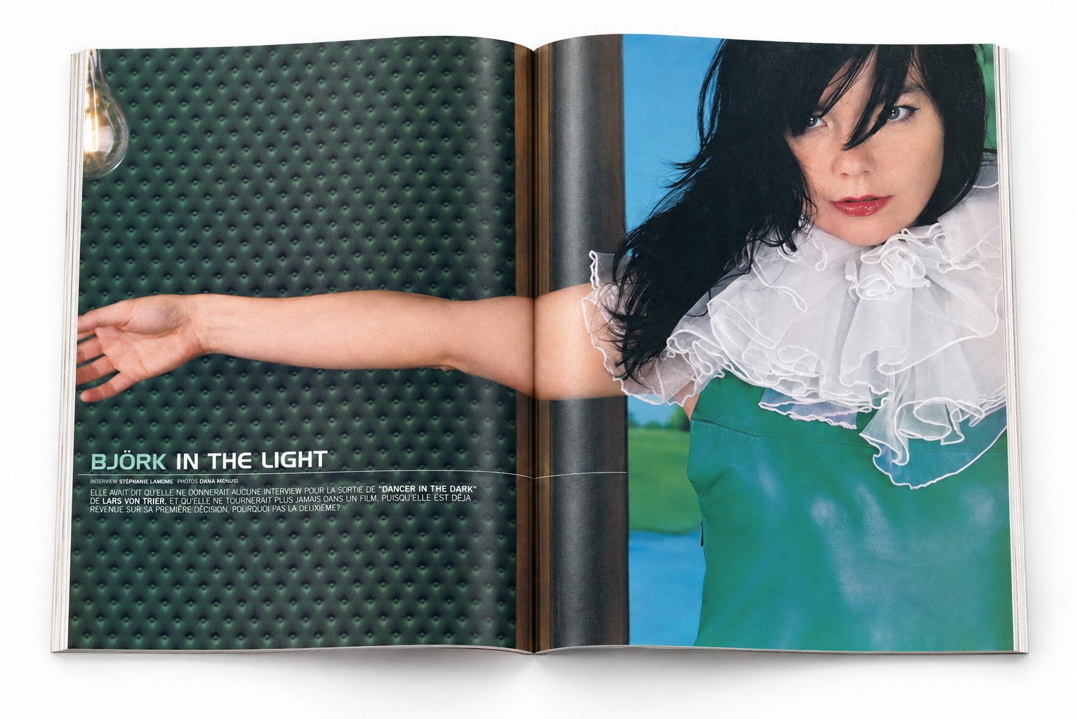Double page — Première